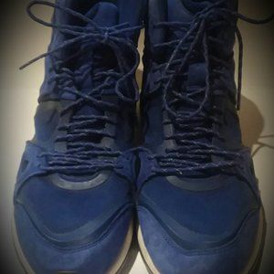 #36 Like-New Puma Alexander MCqueen H. Top Sneaker